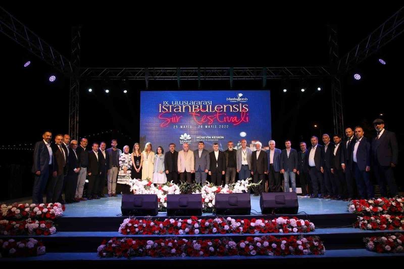 12 ülkeden şairlerin katıldığı İstanbulensis Şiir Festivali başladı
