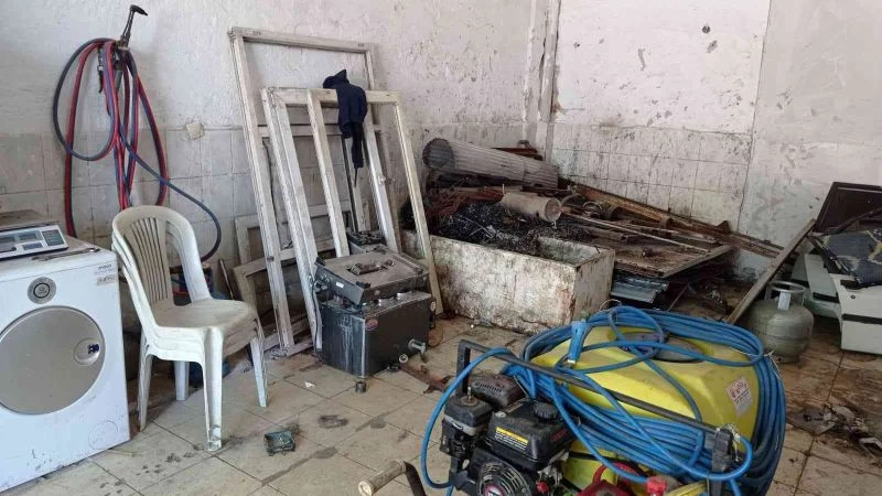 Manisa’da işyerinden hırsızlık yapan şüpheli tutuklandı
