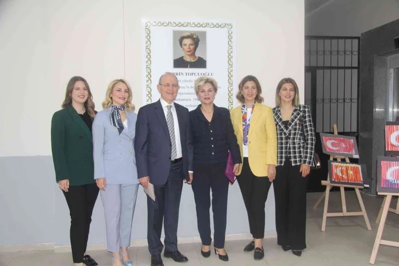 Berrin Topçuoğlu Anadolu Lisesi düzenlenen törenle eğitime açıldı
