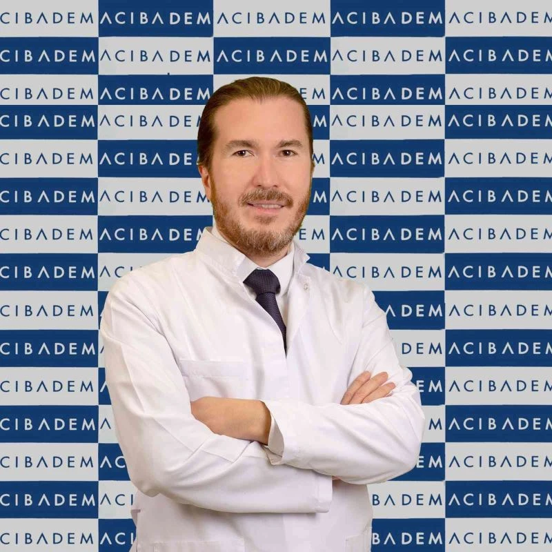 Prof. Dr. Altıparmak: “Gözlerdeki şiddetli kaşıntı, görme kaybıyla sonuçlanabilecek ‘keratokonus’ hastalığına yol açabilir