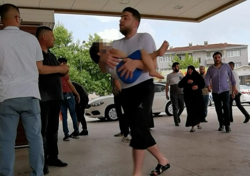 5. katın penceresinden düşen çocuk ağır yaralandı
