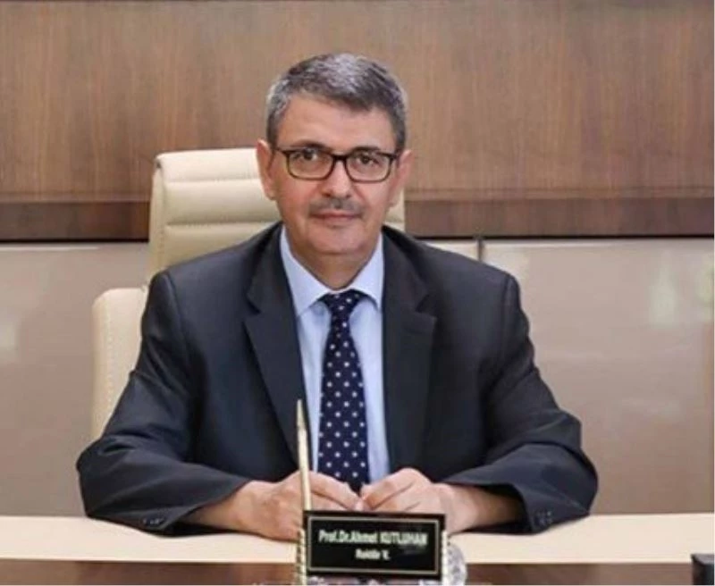 Rektör Kutluhan üniversite-sanayi işbirliği hedeflerini anlattı
