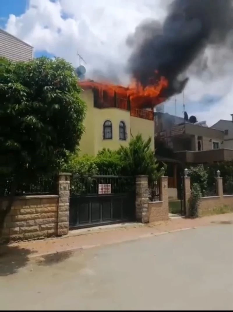 Villa alev alev yandı
