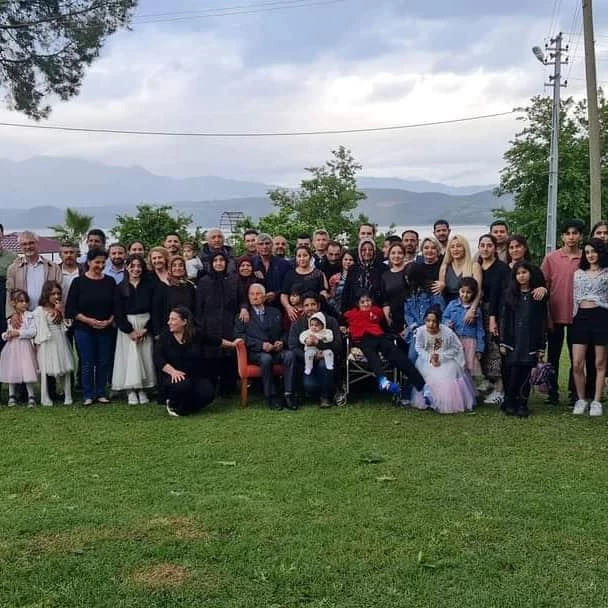  100 Yaşındaki Dedesine Konser Sürprizi