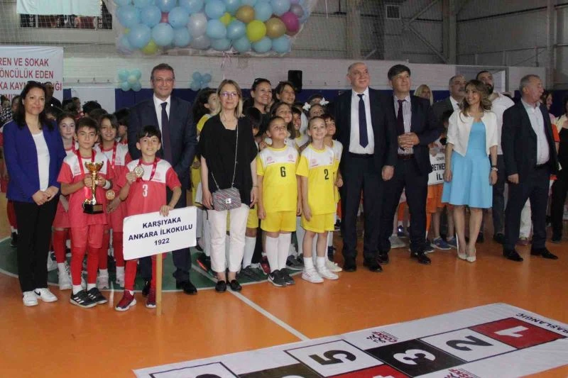 Geleneksel Çocuk Oyunları Ligine coşkulu kapanış
