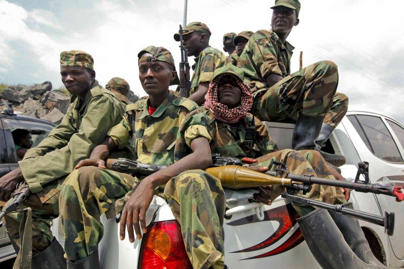 Kongo Demokratik Cumhuriyeti’nde isyancılar sınır kasabasını ele geçirdi
