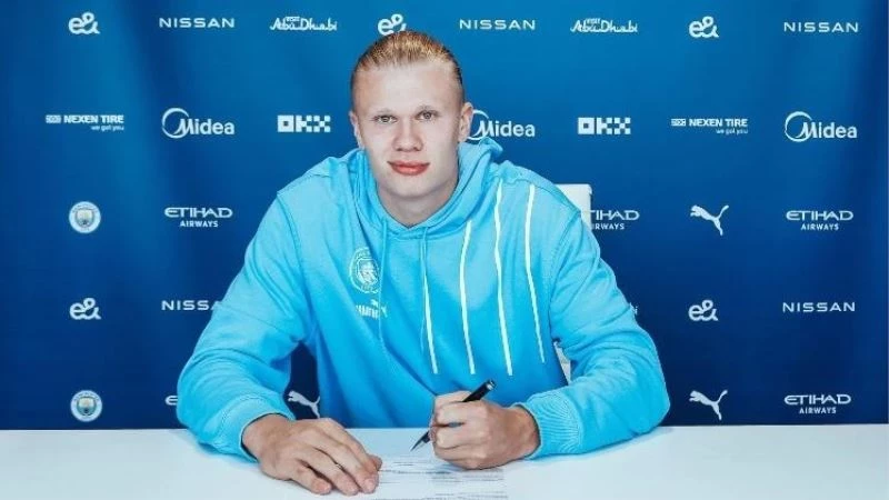 Erling Haaland, Manchester City’e imzayı attı
