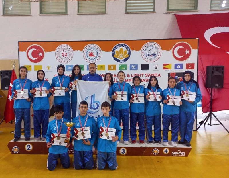 Bağcılarlı kungfuculara 13 madalya
