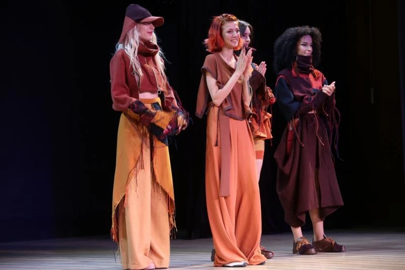 Akdeniz Üniversitesi Güzel Sanatlar Fakültesi’nde ilk defile heyecanı
