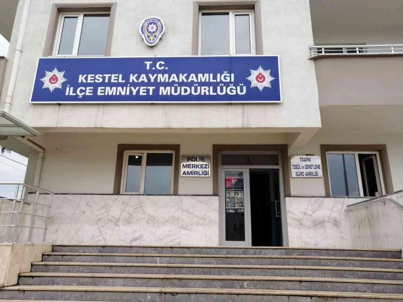 Tırdan hırsızlık yapan şüpheliyi bekçiler yakaladı
