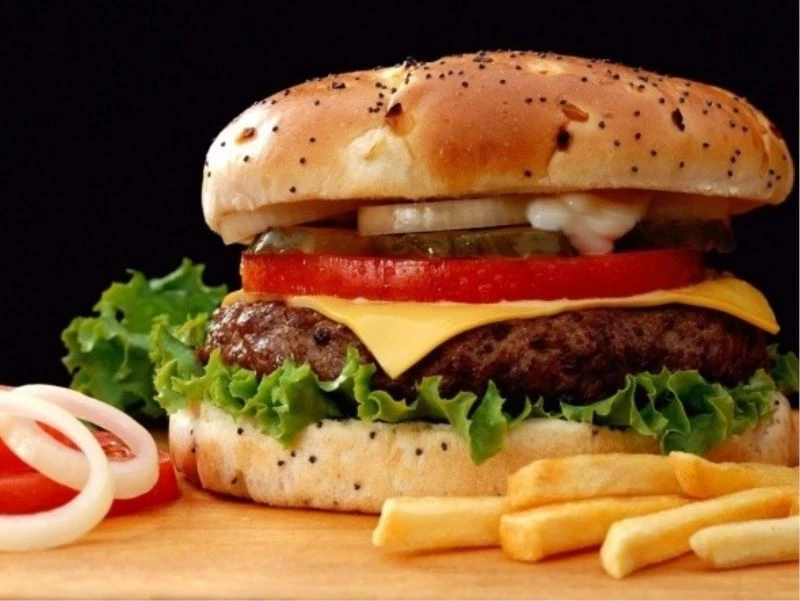 Öğrencilere sınav öncesi fast food uyarısı
