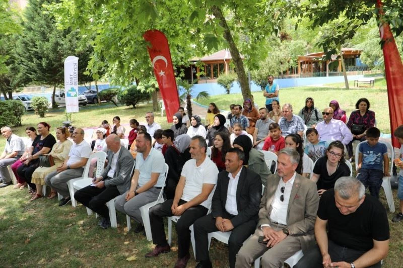Çocuk Ödül Market’in 6’ıncı şubesi Alikahya’ya açıldı
