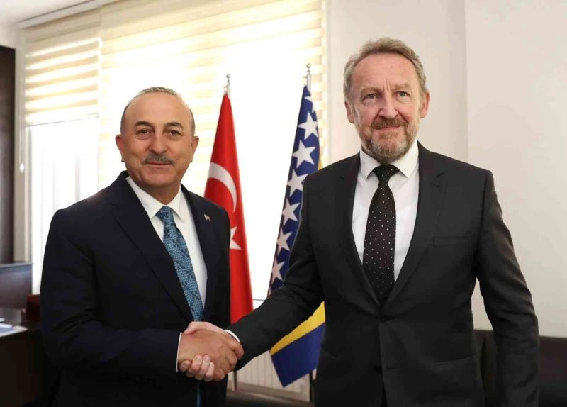 Bakan Çavuşoğlu, SDA Partisi lideri İzzetbegoviç ile görüştü