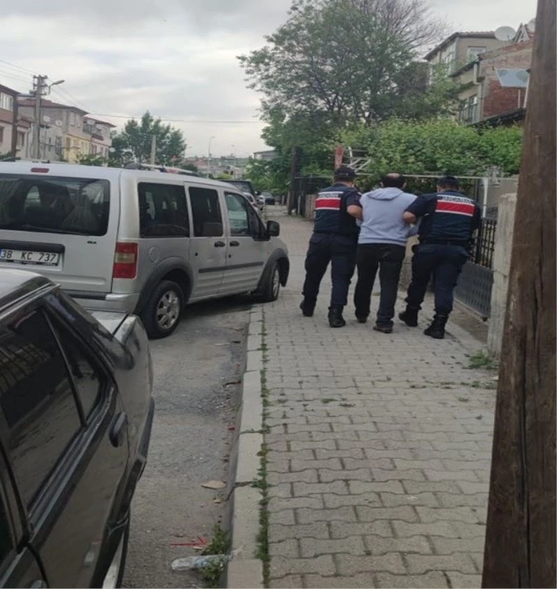 Terör örgütü DEAŞ bünyesinde faaliyet yürüten şahıs yakalandı
