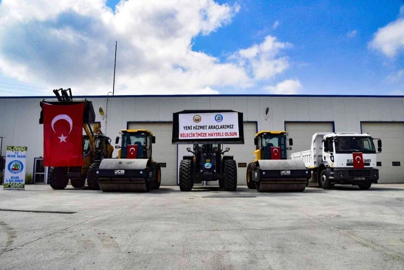 Bilecik’te 8 iş makinesi İl Özel İdare bünyesine kazandırıldı
