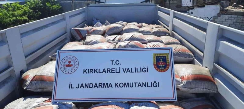 Kırklareli’de 1 milyon 600 bin TL’lik sahte gübre vurgununu jandarma engelledi
