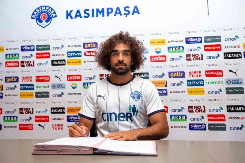 Sadık Çiftpınar resmen Kasımpaşa’da