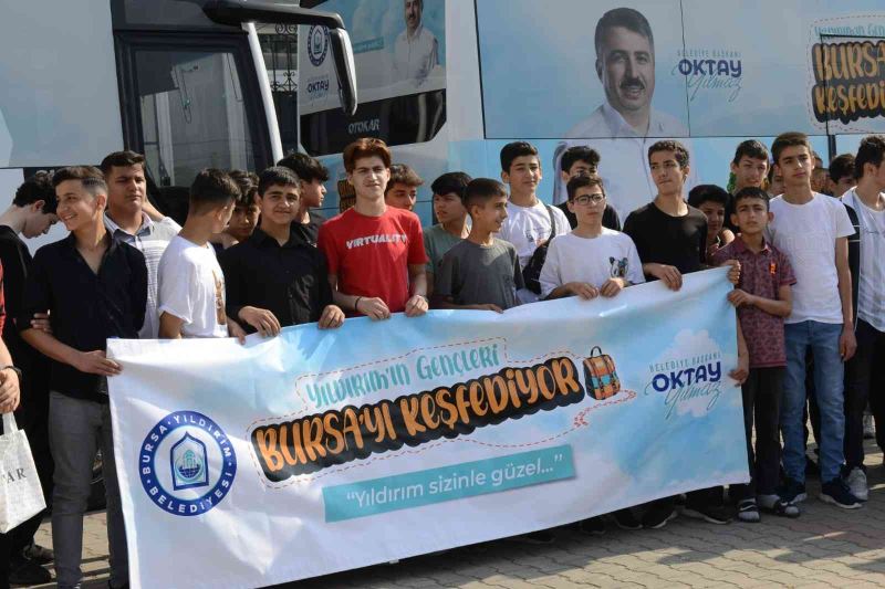 Yıldırımlı gençler Bursa’yı keşfediyor
