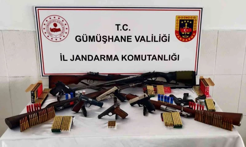 Kaçak silaha bir darbe de Jandarma’dan
