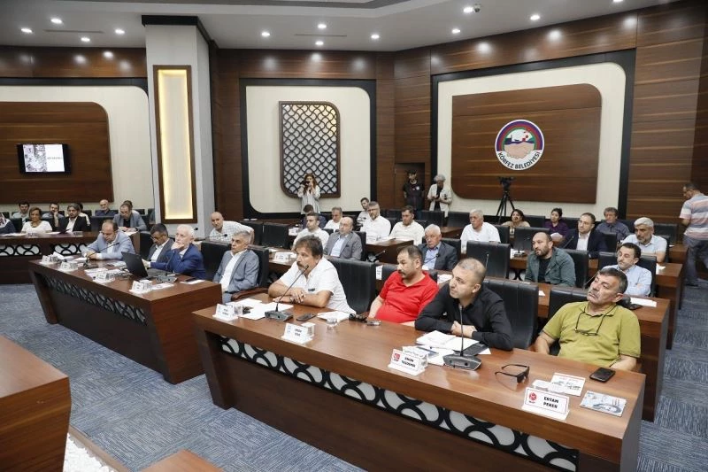 Körfez Belediyesi’nden hayvan yetiştiricilerine büyük destek
