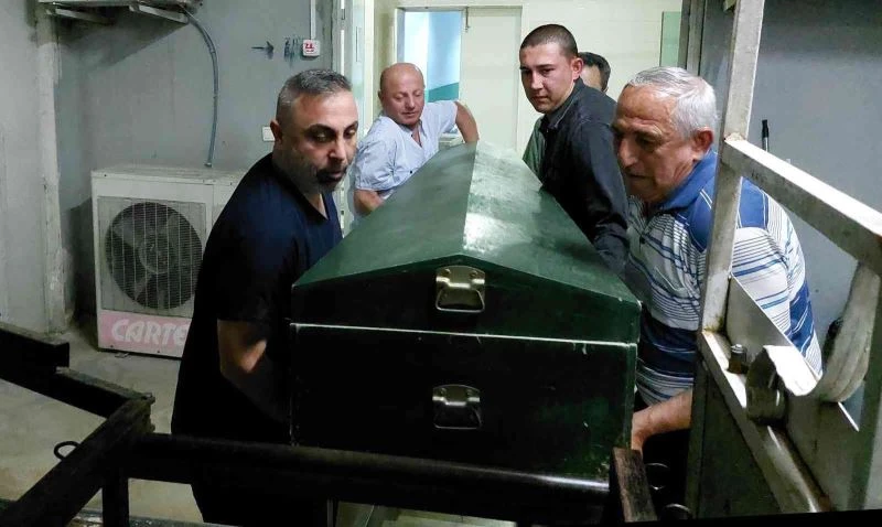 Asker torununun yemin töreninde kalbine yenik düştü
