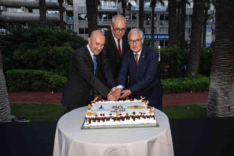 İzmir ve Bremen’in çeyrek asırlık dostluğu
