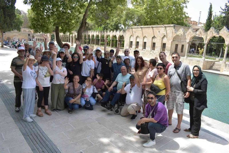 Başkan Çalkaya: “Engelleri sevgiyle aşıyoruz”
