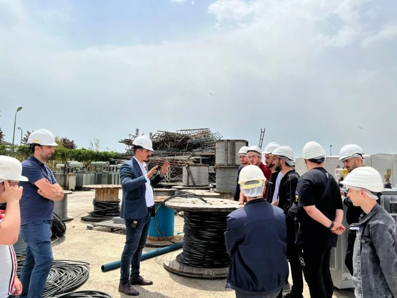 Elektrik tekniker adayı öğrencilerden teknik gezi
