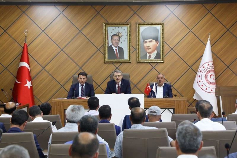 Bingöl Valisi Kadir Ekinci: 