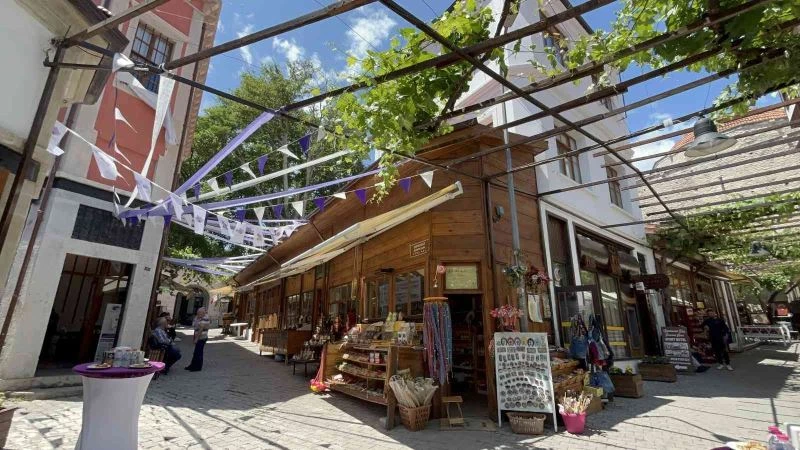 Restorasyonu tamamlanan 23 tescilli yapının açılışı yapıldı
