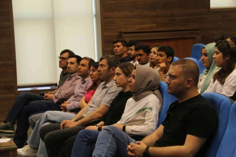 NEVÜ’de ’Bilime Yön Veren Türk-İslam Matematikçileri’ Semineri
