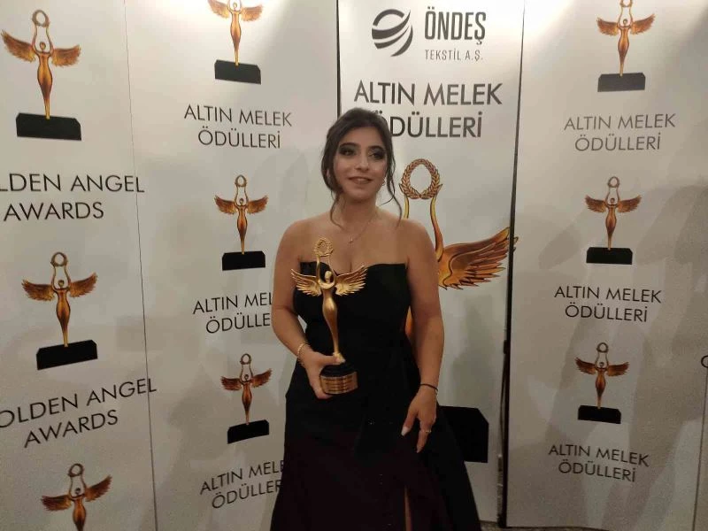 Genç modacı başarıdan başarıya koşuyor
