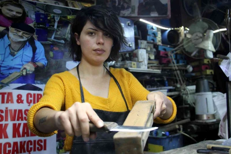 Bıçak biletmek için girdi önce çırak sonra usta oldu
