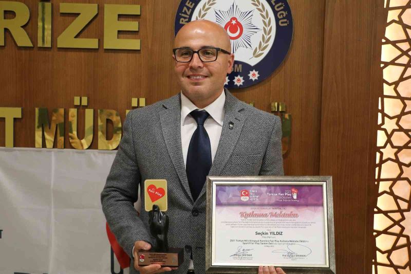 Polis memuru Seçkin Yıldız’a fair-play ödülü
