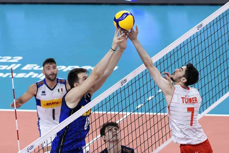 Milliler, İtalya’ya 3-1 mağlup oldu