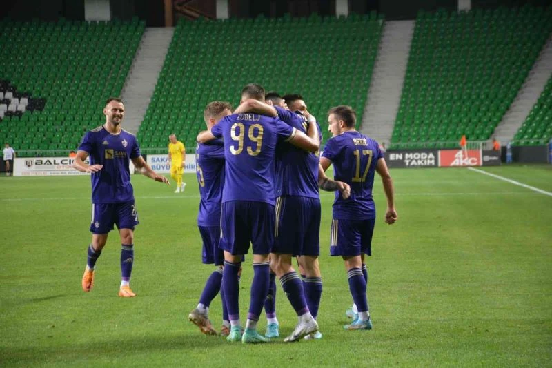 Maribor, Shakhtyor Soligorsk’u 2 golle geçti