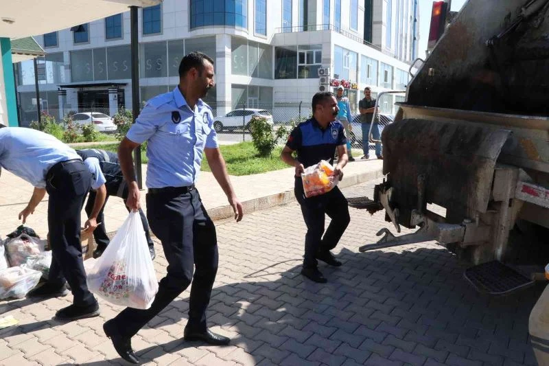 Şanlıurfa’da son kullanma tarihi geçmiş bin 470 ürün ele geçirildi
