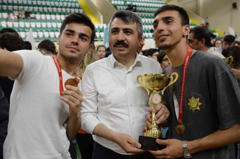 Yıldırım Belediyesi, ilçenin ‘spor kenti’ kimliğini güçlendirecek çalışmaları hayata geçirmeye devam ediyor
