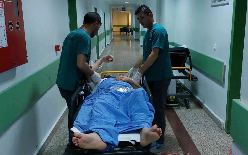 Bar çıkışı silahlı saldırı: 2 yaralı
