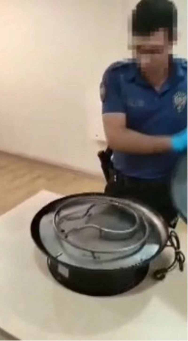 Otogarda yapılan denetimde gözleme sacından uyuşturucu çıktı
