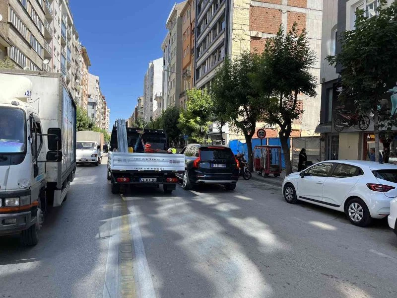 Duyarsız sürücüler trafik problemlerini çoğaltıyor
