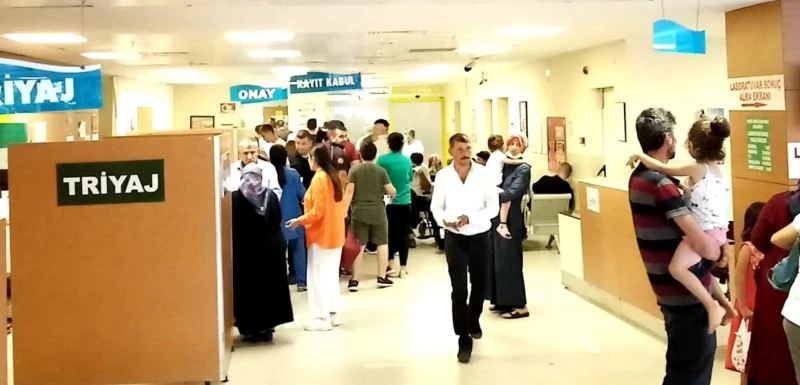 Sünnet düğününde tavuklu pilavdan zehirlenen 100 kişi hastanelere başvurdu
