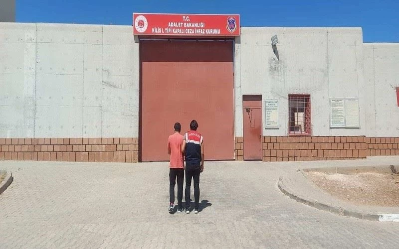 JASAT firari zanlıyı yakaladı
