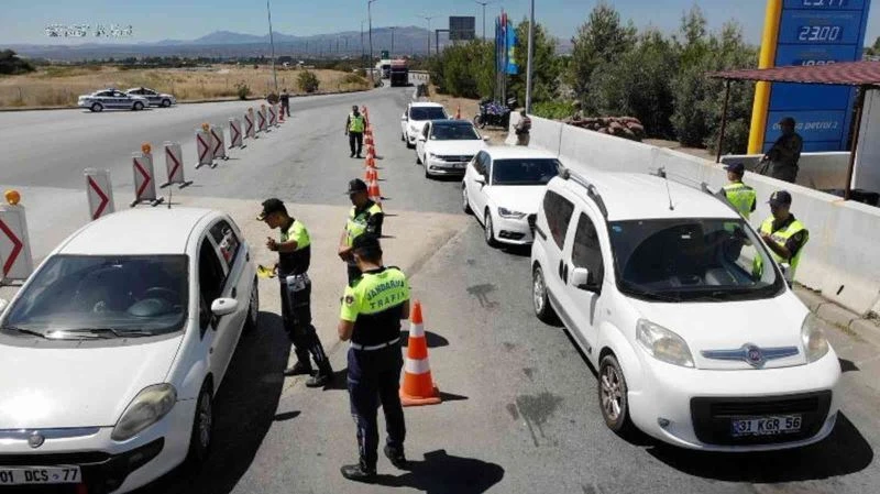 Hatay’da dron ile “kemerin ses getirsin” denetimi