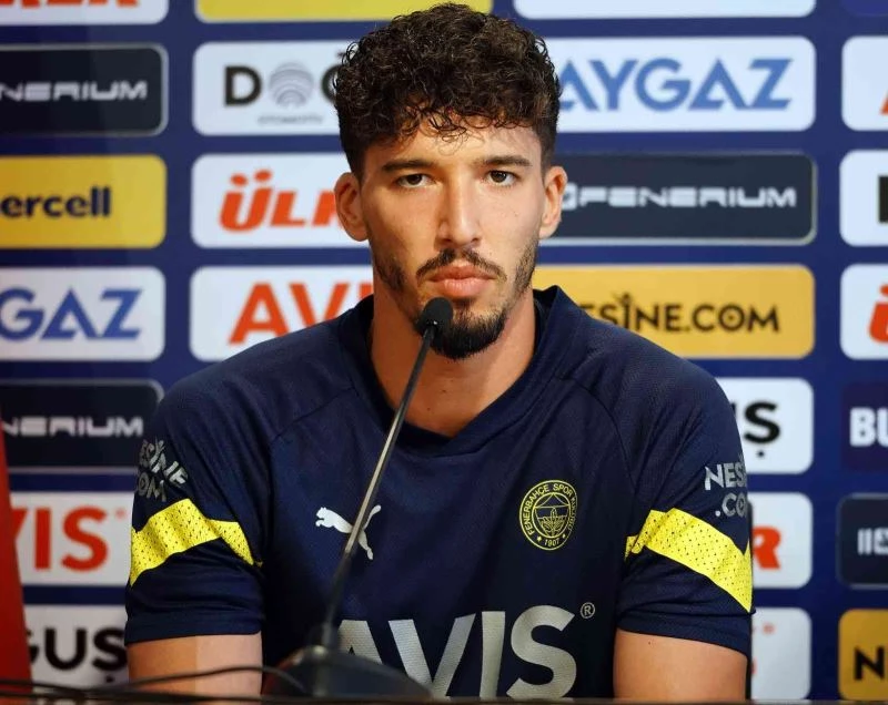 Altay Bayındır: “Sahada her şeyimizi vermemiz gerekiyor”
