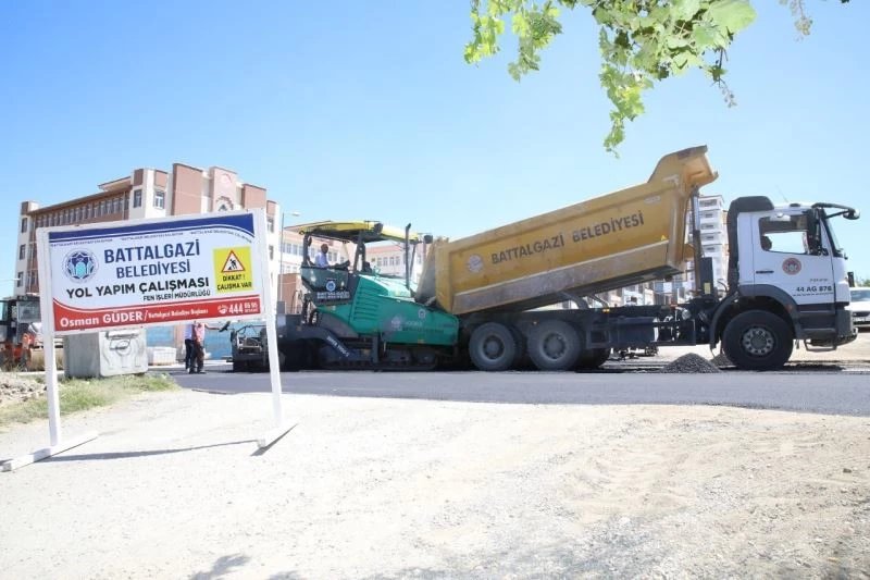 Battalgazi’deki göz kamaştıran ulaşım yatırımları sürüyor
