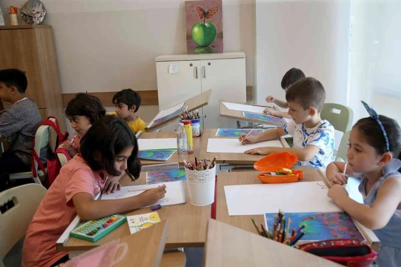 Minik öğrenciler SGM’de kendilerini keşfediyorlar
