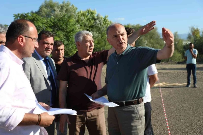 Başkan Faruk Özlü’den projelere yakın takip
