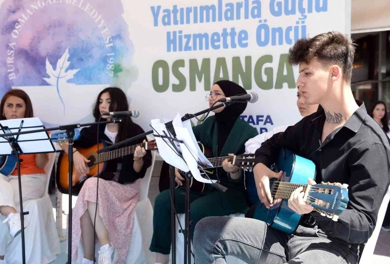 Sabırla örülen tellerden şaheserler çıktı
