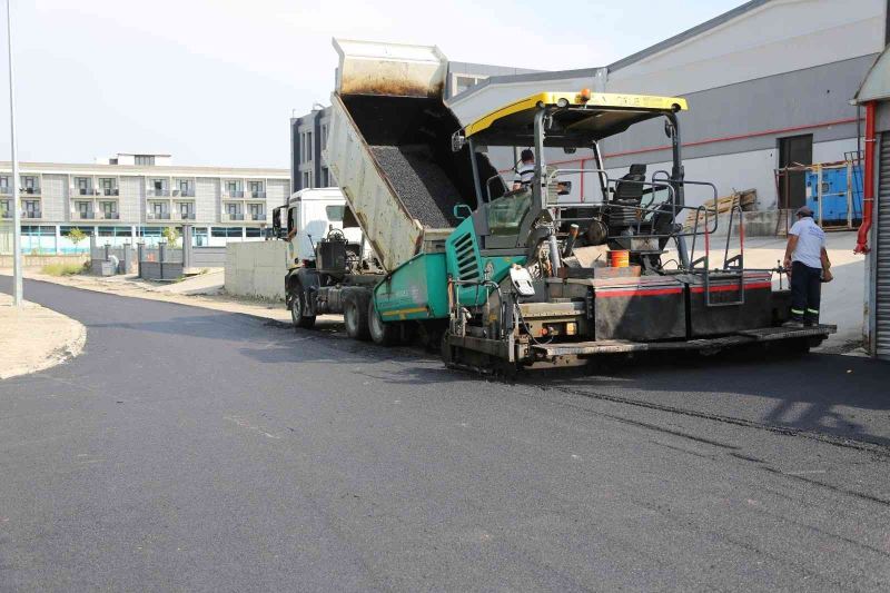 Serdivan’da 7 ayda 25 bin 284 ton asfalt serimi yapıldı
